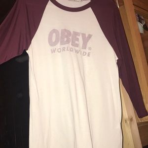 Maroon & white/cream quarter sleeve tee